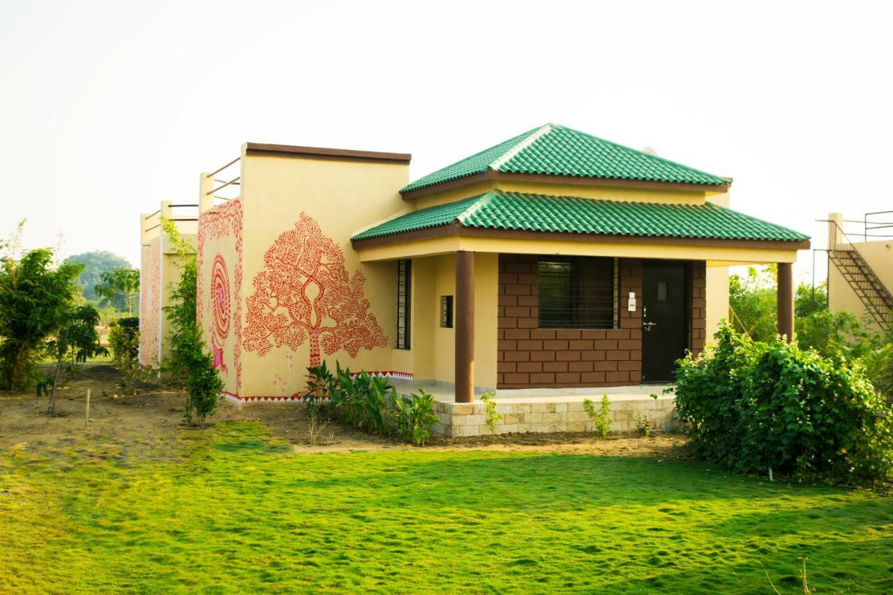 Olive Resort - Sillari Pench Silāri Exterior foto